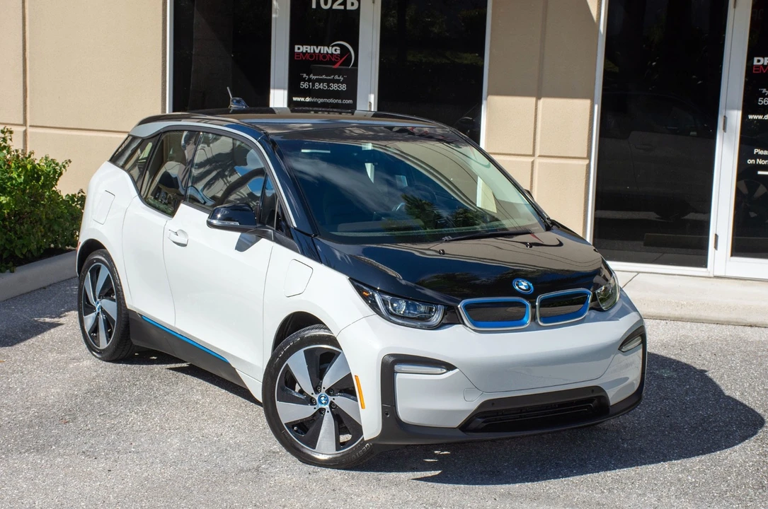 2020 BMW i3 - Image 2 of 21