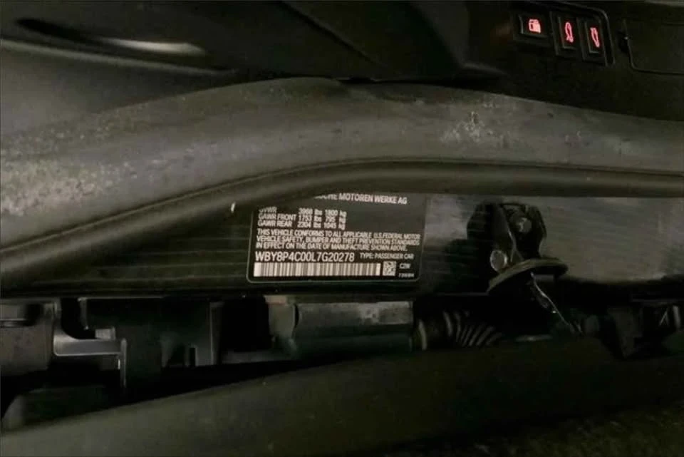2020 BMW i3 - Image 13 of 14