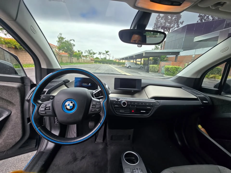 2020 BMW i3 - Image 13 of 20