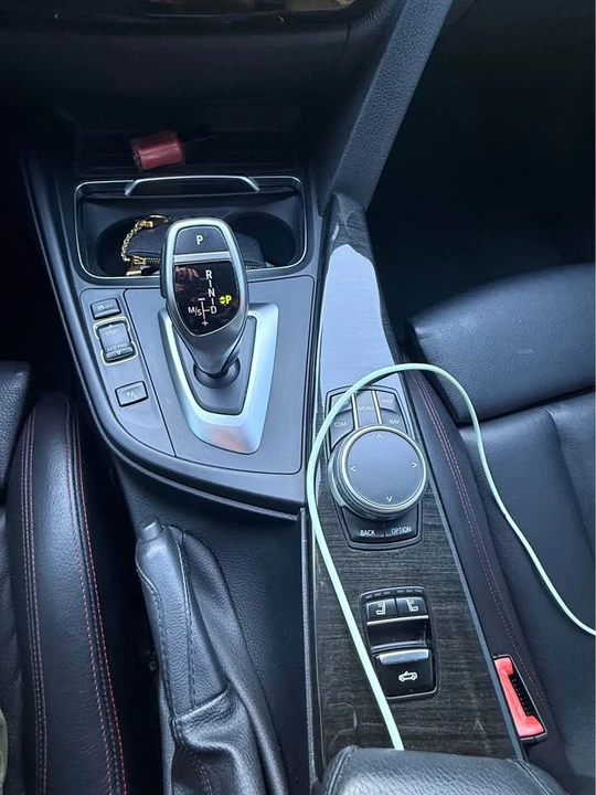 2020 BMW i4 - Image 10 of 13