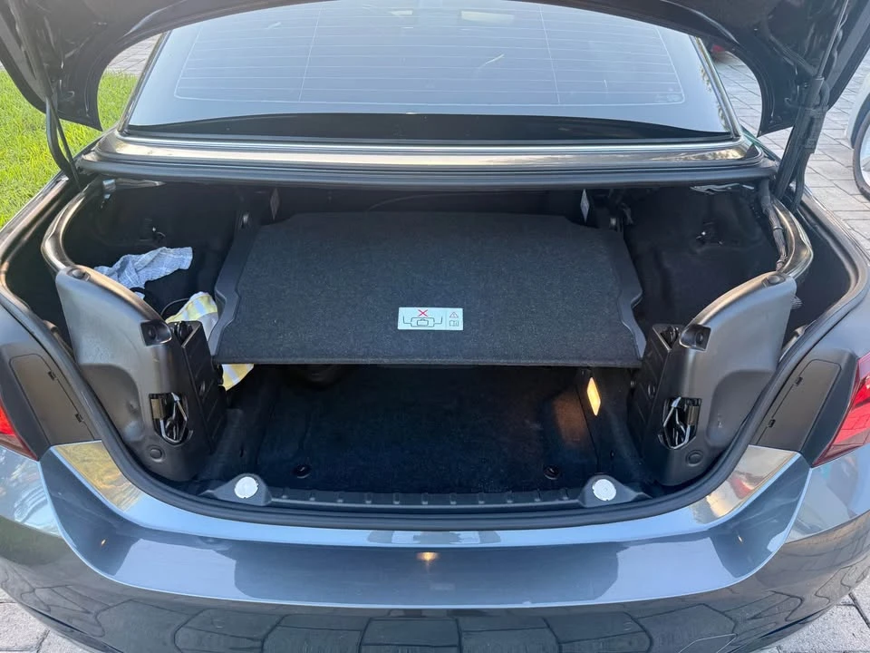 2020 BMW i4 - Image 12 of 13