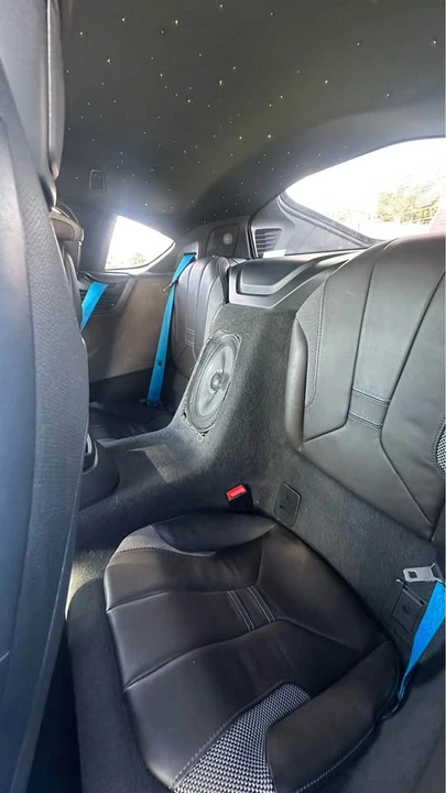 2020 BMW i8 - Image 6 of 11