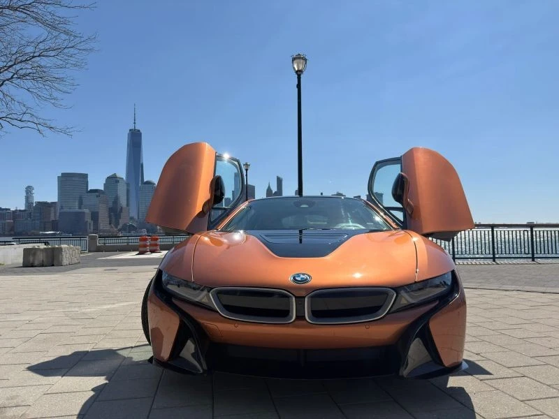 2020 BMW i8 - Image 8 of 12