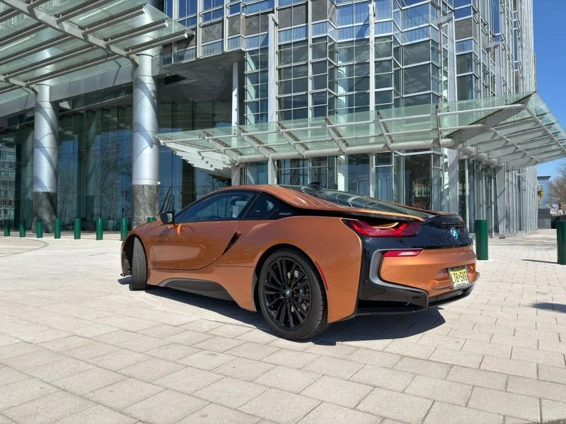 2020 BMW i8 - Image 12 of 12