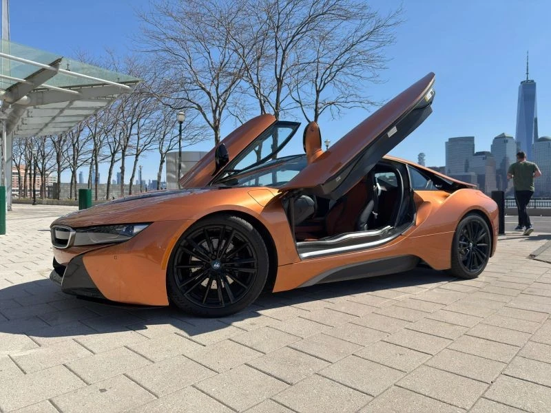 2020 BMW i8 - Image 3 of 12