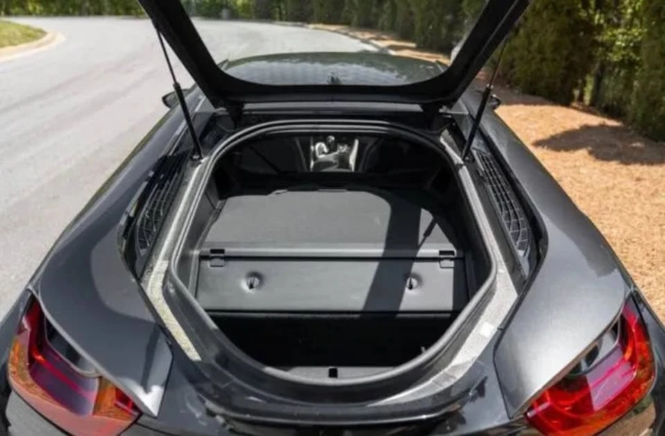 2020 BMW i8 - Image 16 of 16