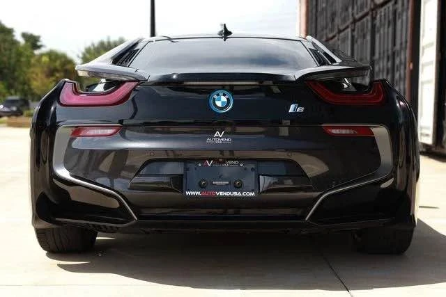 2020 BMW i8 - Image 4 of 16