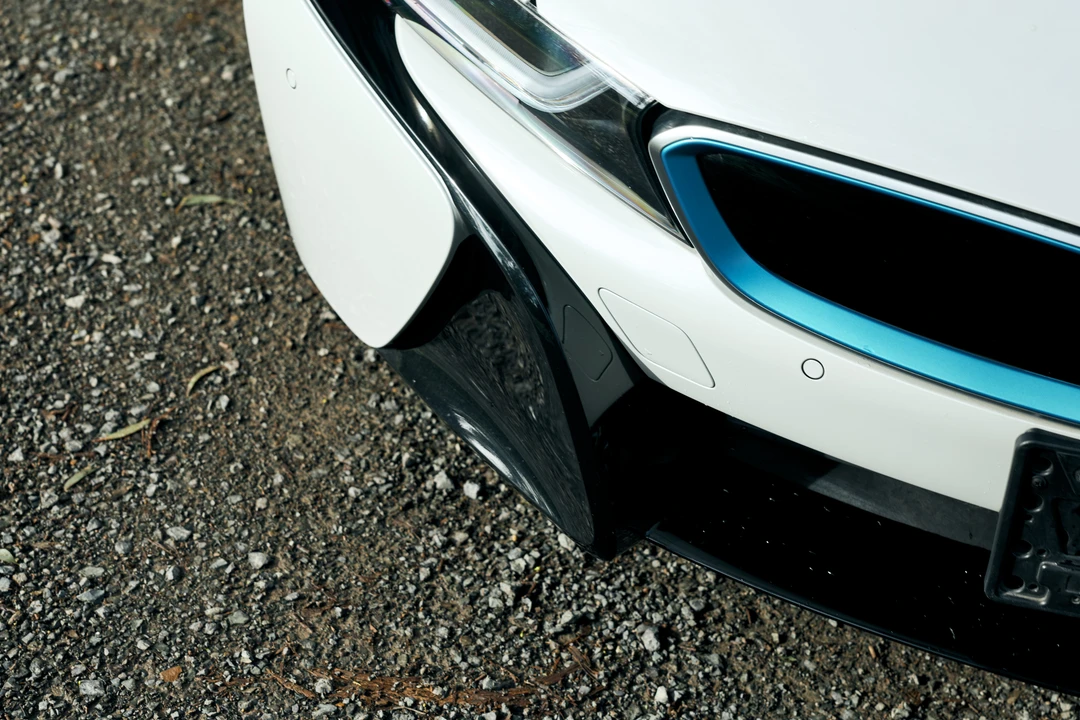 2020 BMW i8 - Image 23 of 31