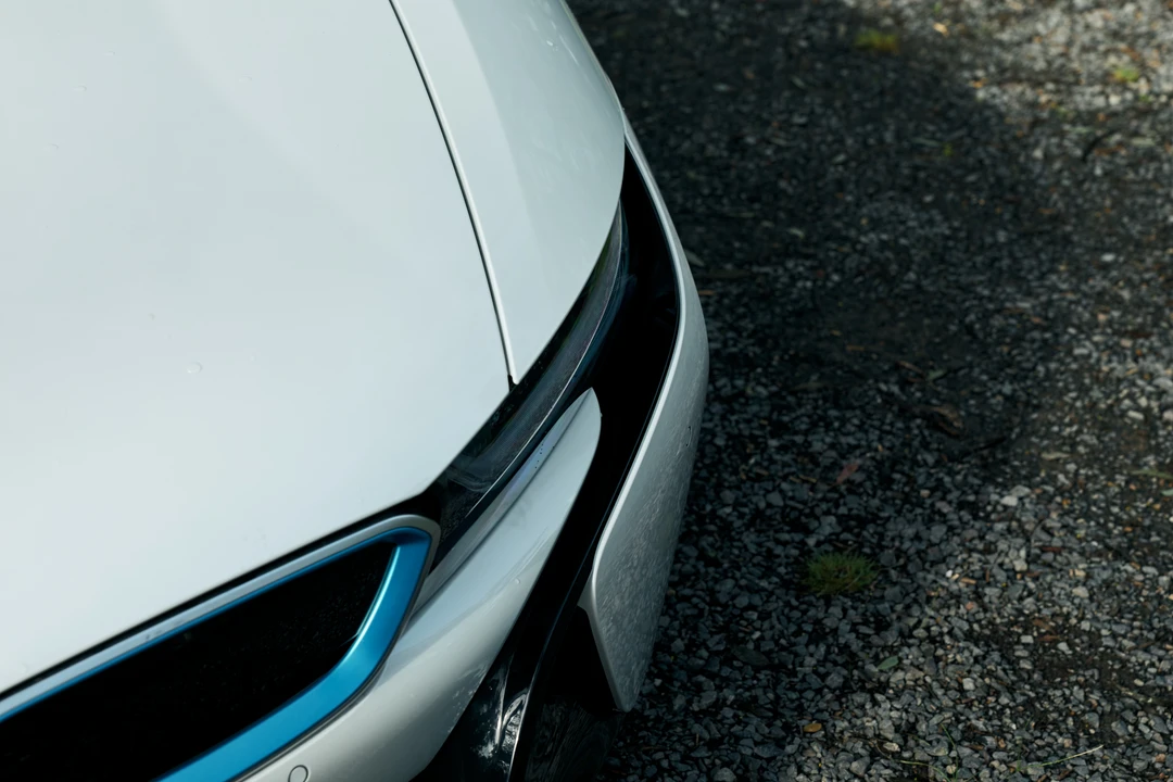 2020 BMW i8 - Image 26 of 31