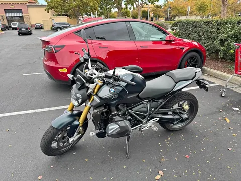 2020 BMW R1250R