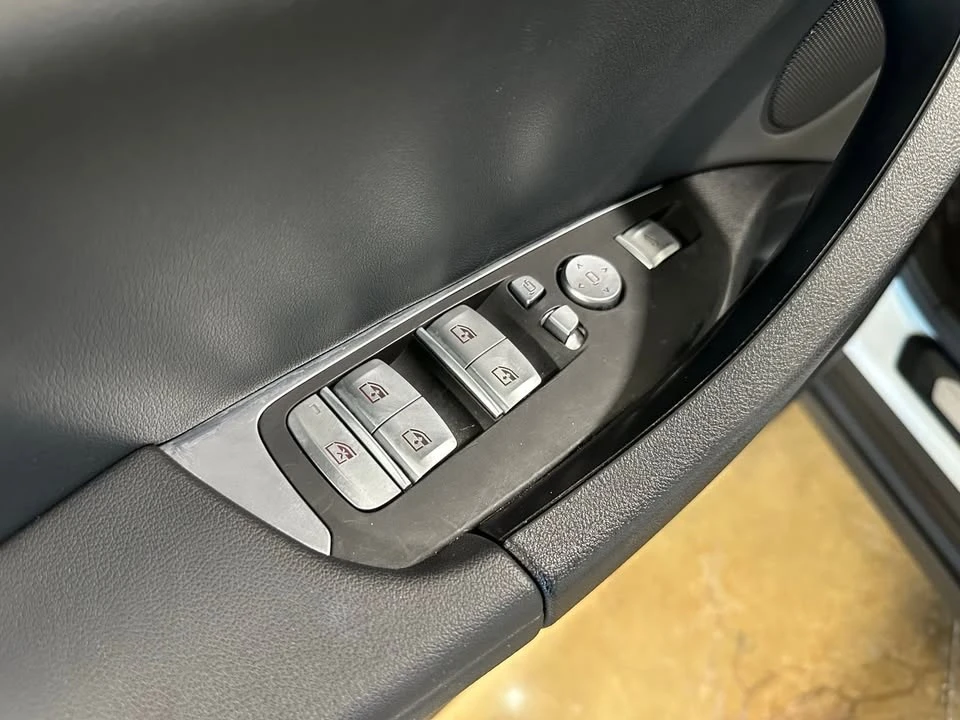 2020 BMW G01 X3 - Image 9 of 20