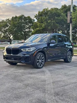 2020 BMW X5 M50i
