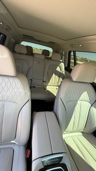 2020 BMW X7 - Image 6 of 10