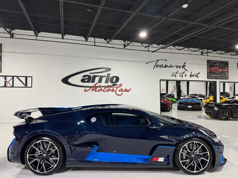 2020 Bugatti Chiron - Image 8 of 21