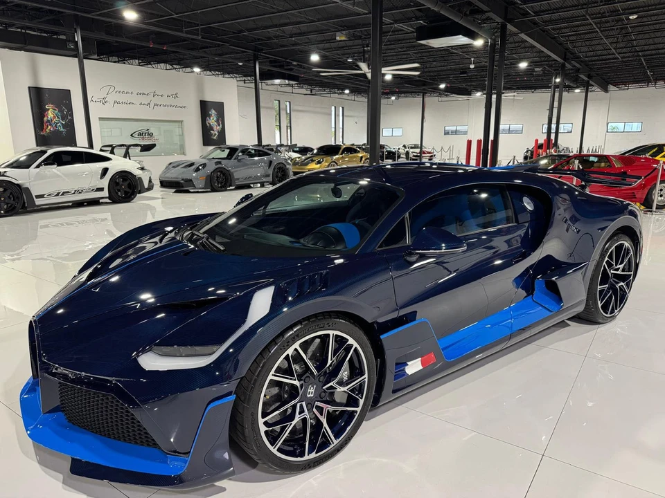 2020 Bugatti Chiron - Image 3 of 21