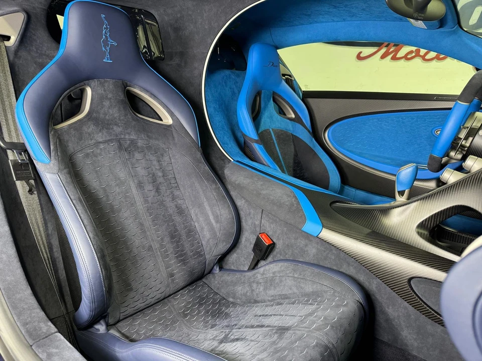 2020 Bugatti Chiron - Image 13 of 21