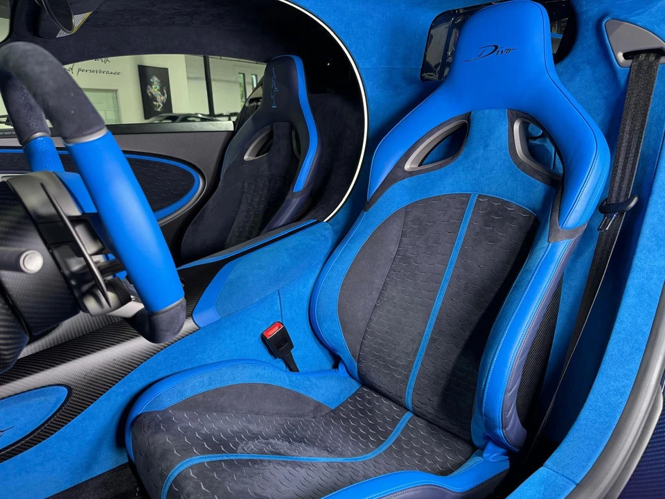 2020 Bugatti Chiron - Image 10 of 21