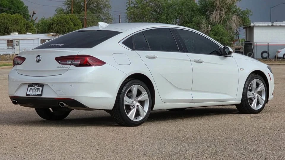 2020 Buick Regal - Image 4 of 10