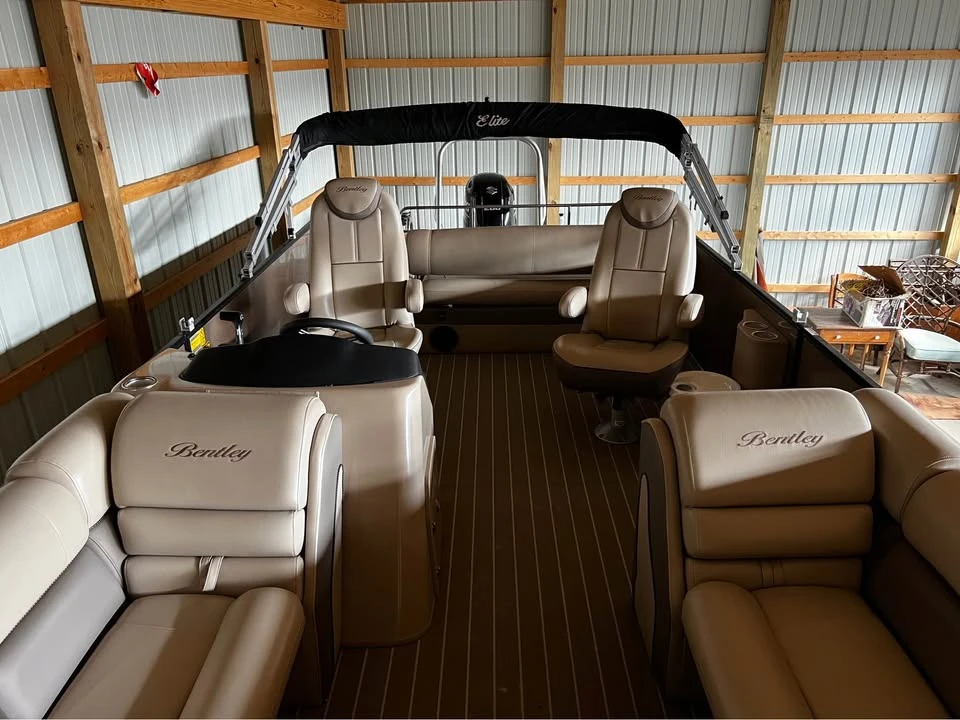 2020 Bentley - Image 4 of 10