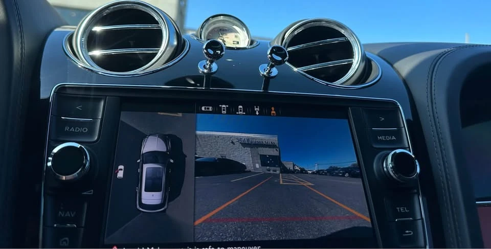 2020 Bentley Bentayga - Image 11 of 14
