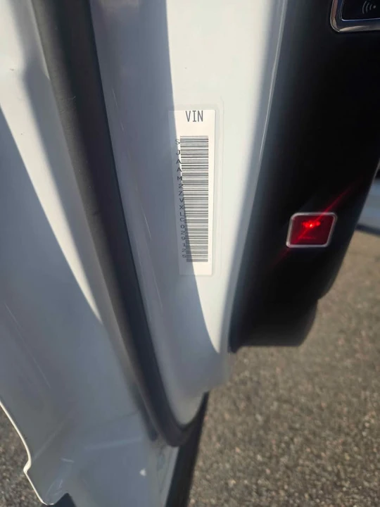 2020 Bentley Bentayga - Image 4 of 9