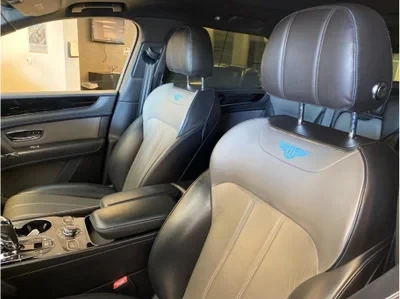 2020 Bentley Bentayga - Image 8 of 10