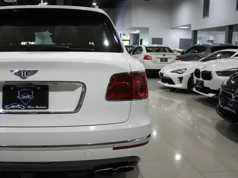 2020 Bentley Bentayga - Image 13 of 20