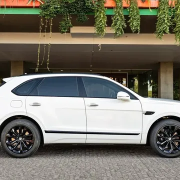 2020 Bentley Bentayga Centenary