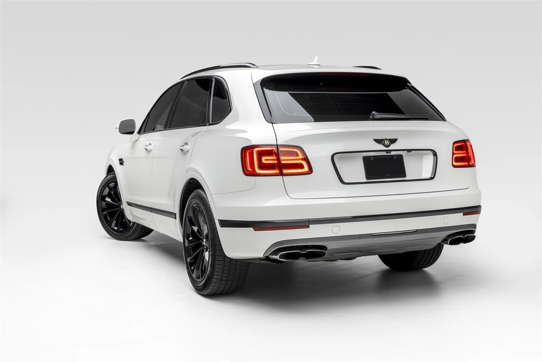 2020 Bentley Bentayga - Image 9 of 31