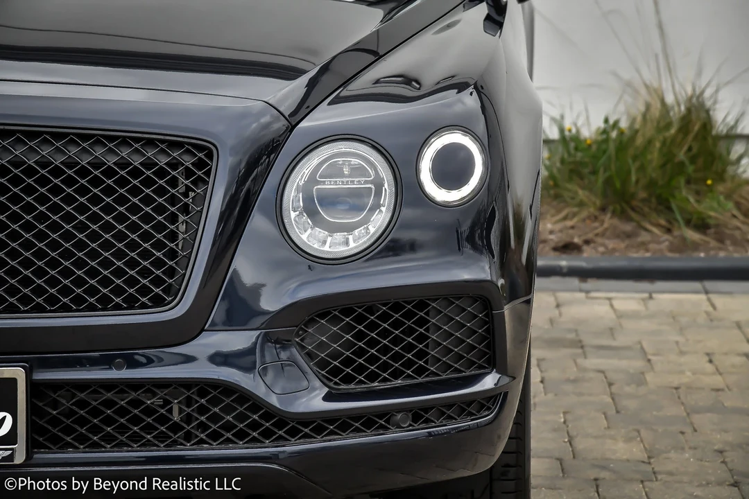 2020 Bentley Bentayga - Image 17 of 21