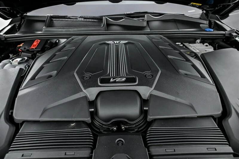 2020 Bentley Bentayga - Image 16 of 21