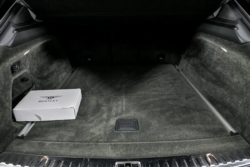 2020 Bentley Bentayga - Image 15 of 21