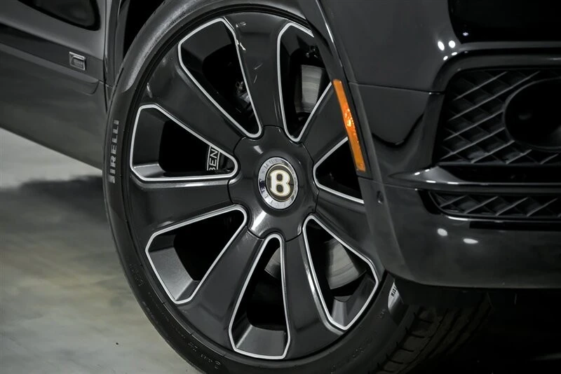 2020 Bentley Bentayga - Image 3 of 21