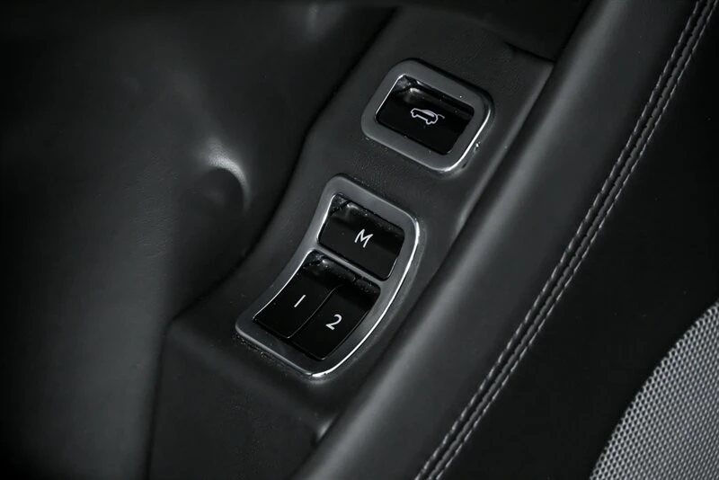 2020 Bentley Bentayga - Image 18 of 21