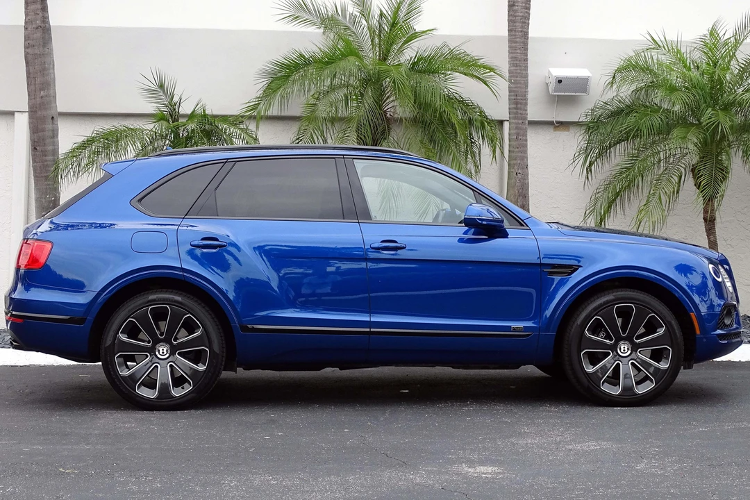 2020 Bentley Bentayga - Image 3 of 6