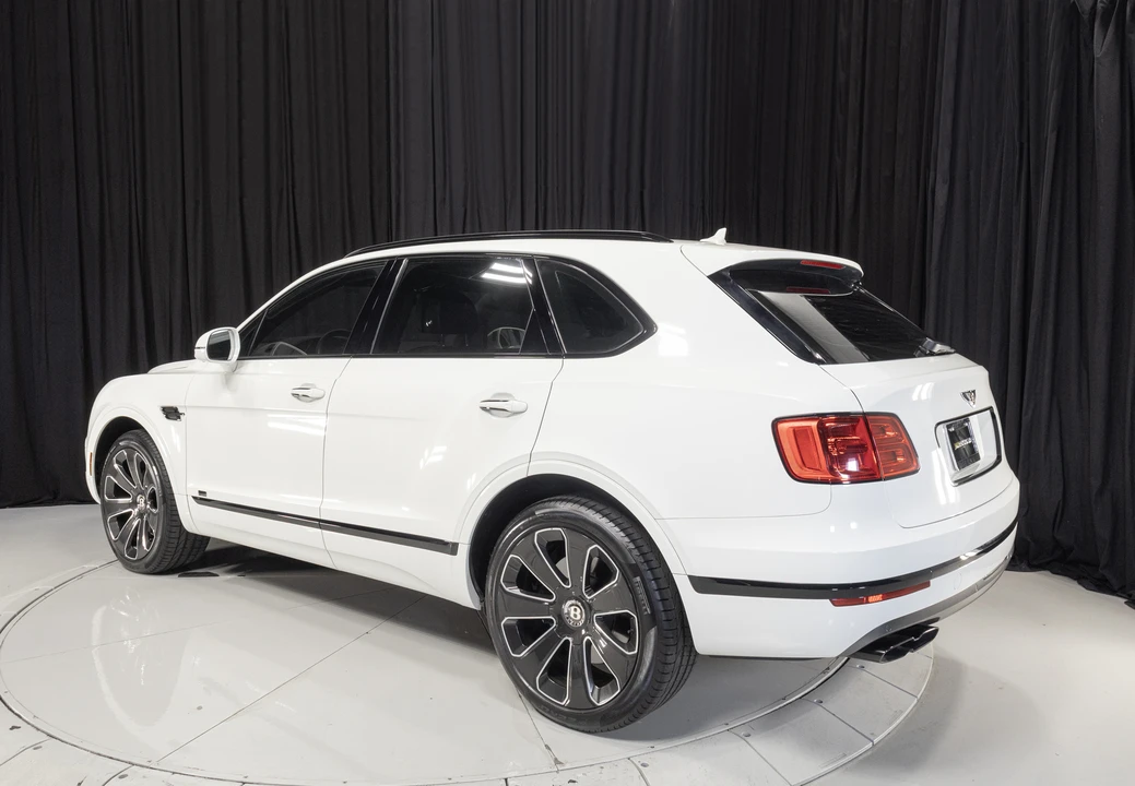 2020 Bentley Bentayga Mulliner - Image 21 of 31
