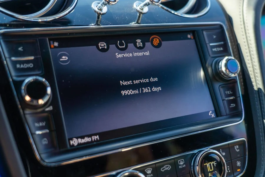 2020 Bentley Bentayga - Image 29 of 31