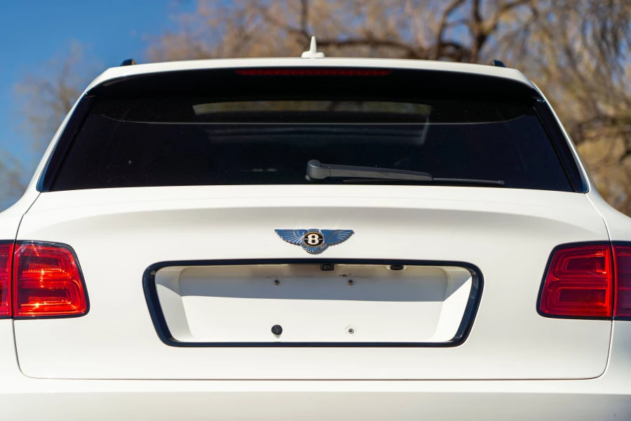2020 Bentley Bentayga - Image 12 of 31
