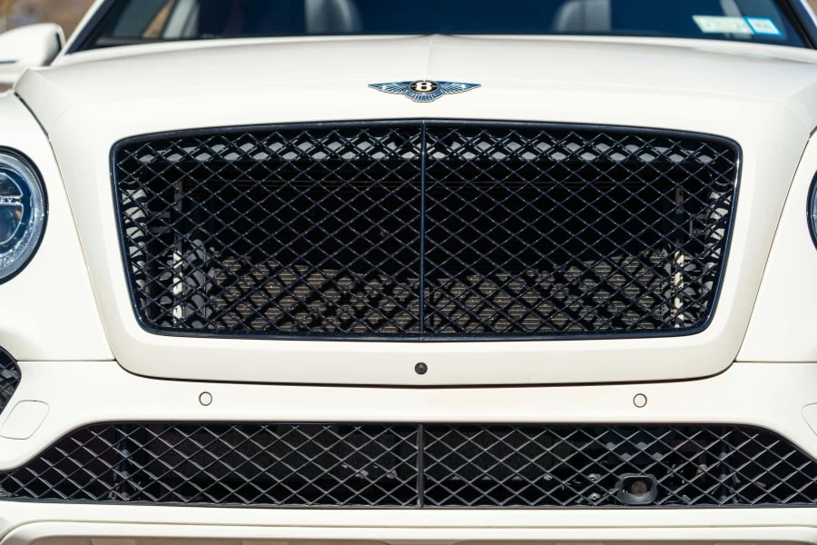 2020 Bentley Bentayga - Image 15 of 31