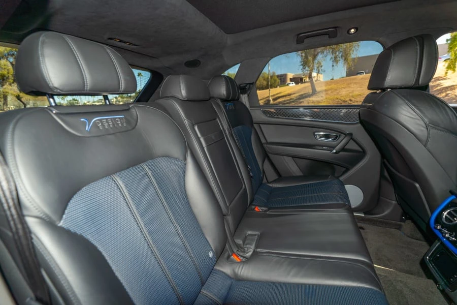 2020 Bentley Bentayga - Image 28 of 31
