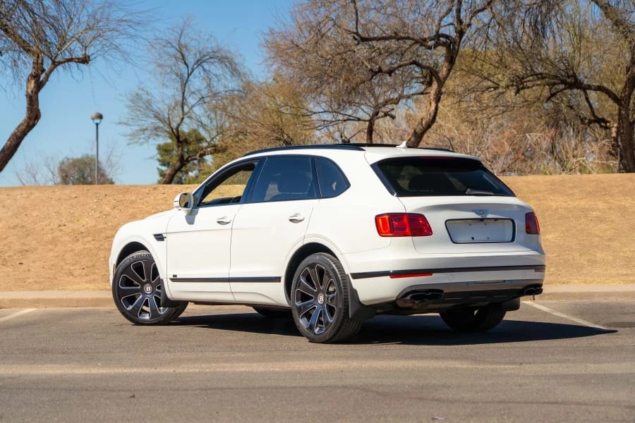 2020 Bentley Bentayga - Image 10 of 31