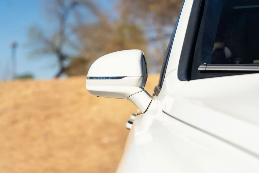 2020 Bentley Bentayga - Image 8 of 31