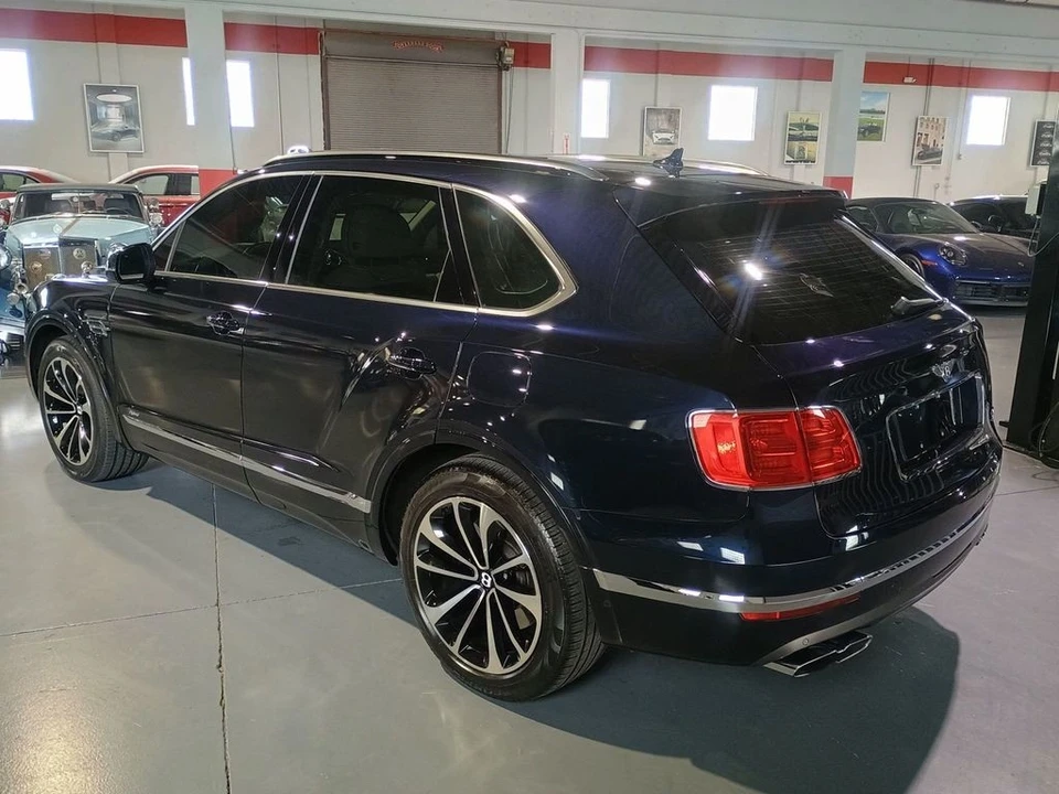 2020 Bentley Bentayga - Image 3 of 12