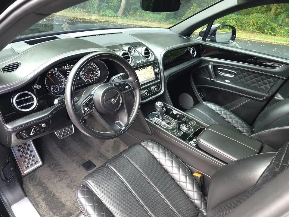 2020 Bentley Bentayga - Image 2 of 20