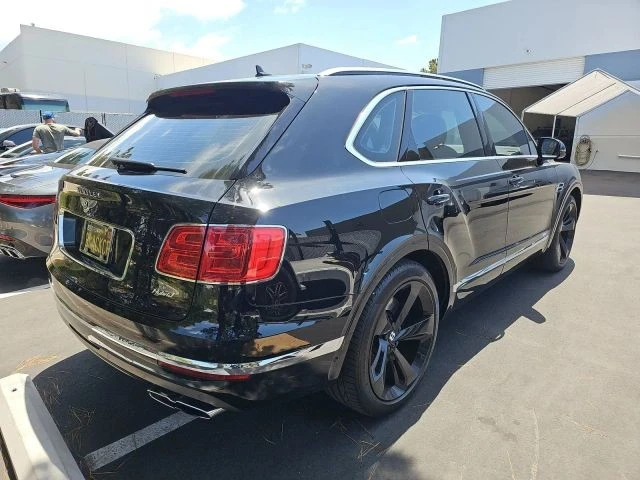 2020 Bentley Bentayga - Image 8 of 16