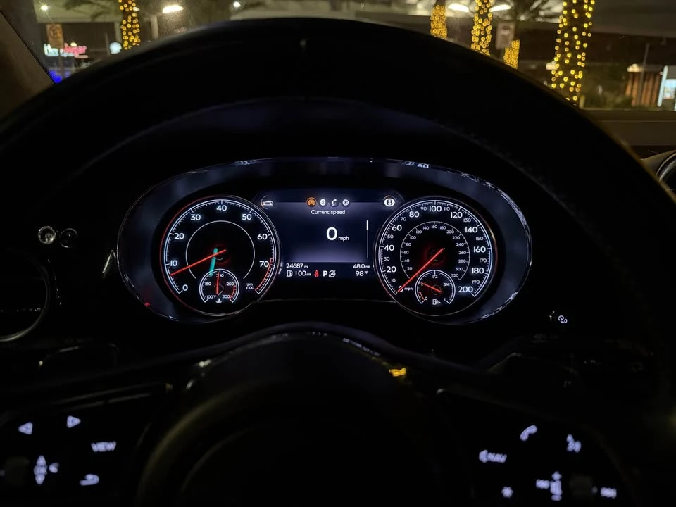 2020 Bentley Bentayga - Image 5 of 8