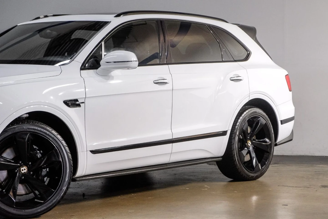 2020 Bentley Bentayga Mulliner - Image 9 of 21