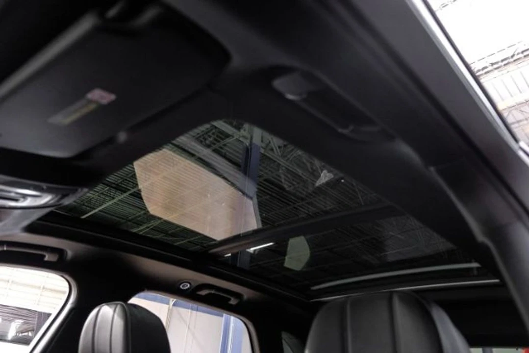 2020 Bentley Bentayga Mulliner - Image 5 of 12