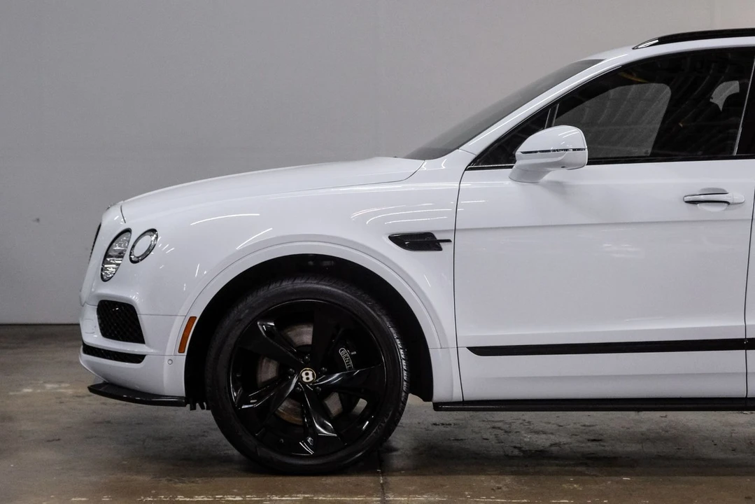 2020 Bentley Bentayga Mulliner - Image 16 of 21