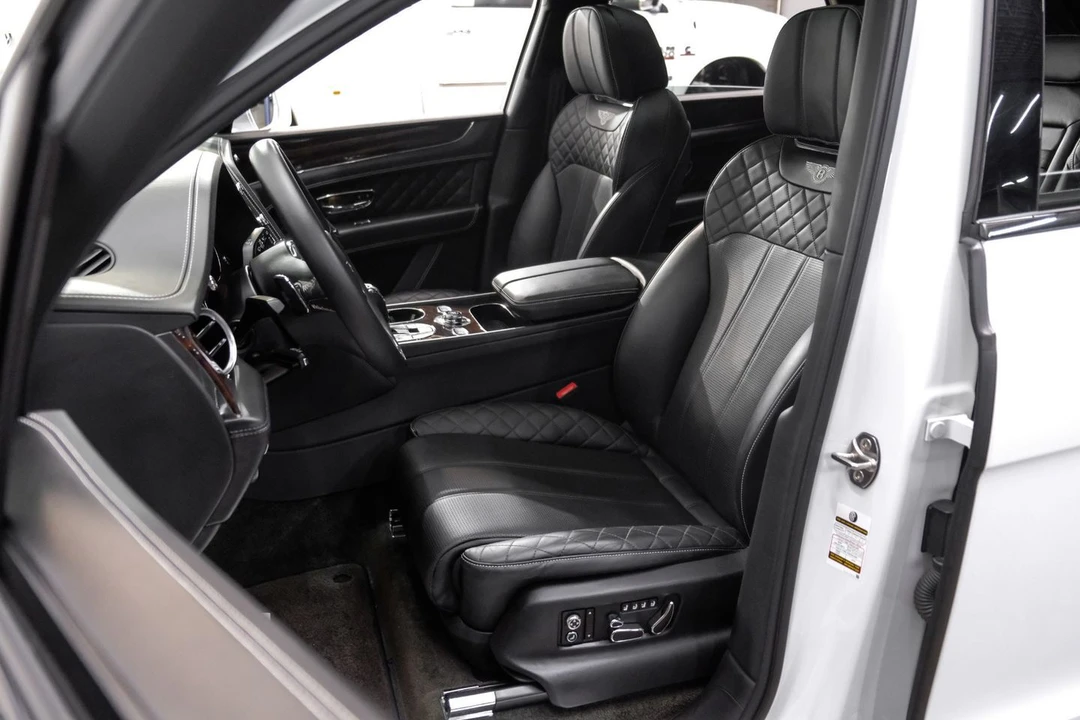 2020 Bentley Bentayga Mulliner - Image 4 of 21